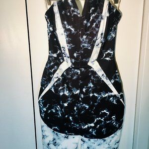 BNWT Ruby Sees All White & Navy Marble Boned Dress